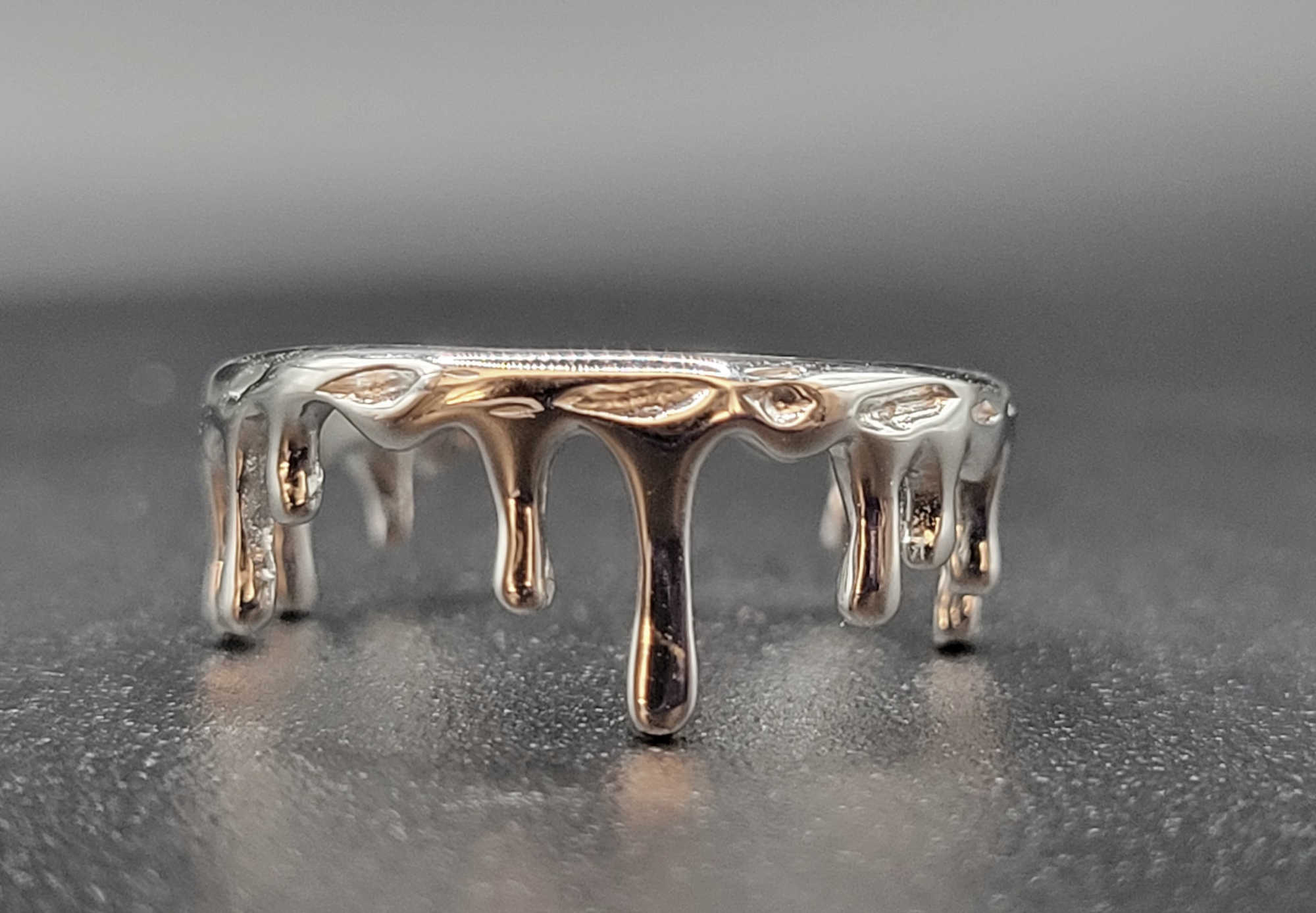 DROPLETS RING BAND .925 ONE SIZE