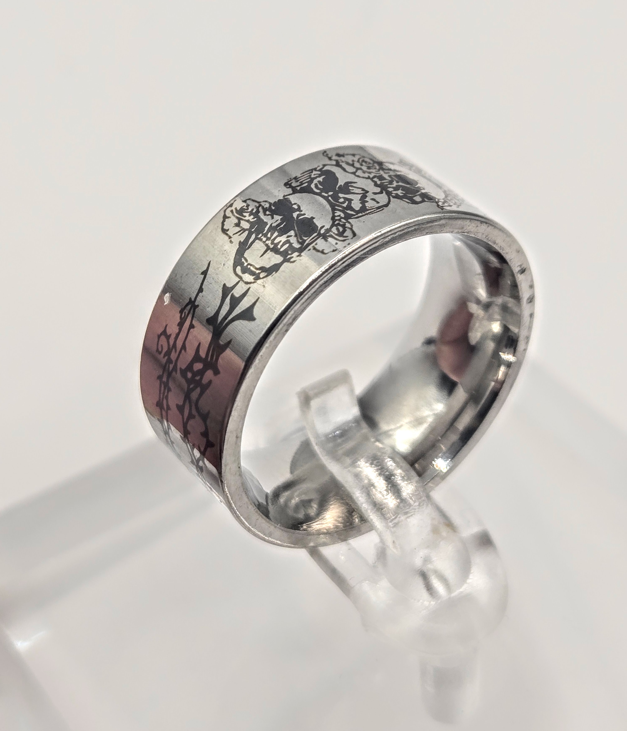 MR. BONES TRIBAL THORN RING