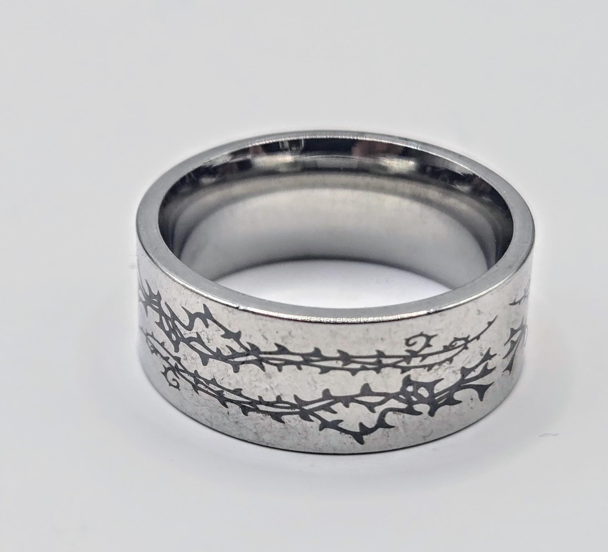 MR. BONES TRIBAL THORN RING