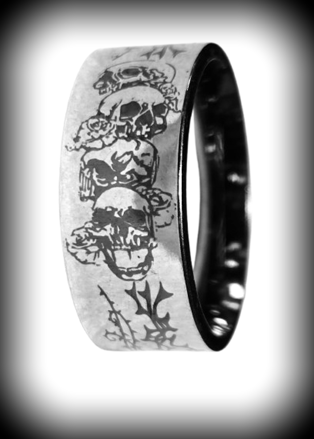MR. BONES TRIBAL THORN RING